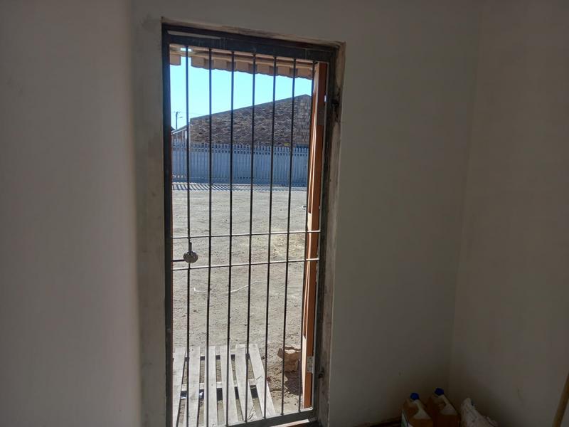 To Let commercial Property for Rent in Linton Grange Eastern Cape